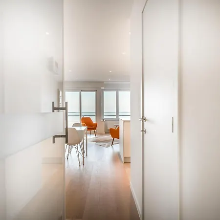 By The Beach, Cleaning Included Appartement *